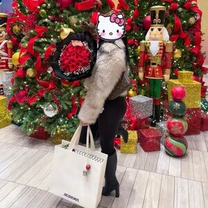 H&M Cropped Fluffy Jacket